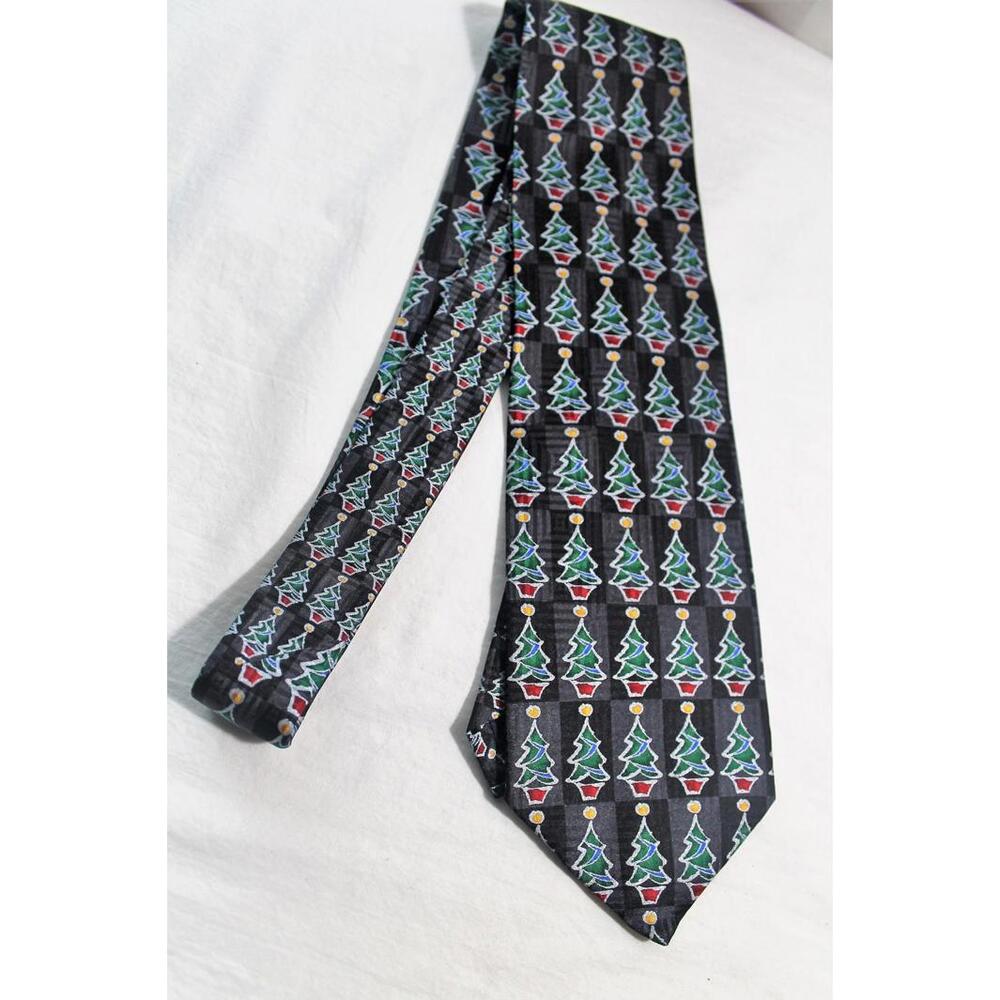 Vintage FN Silk Christmas Tree Necktie, Xmas Tie, 4 X 57 Inch